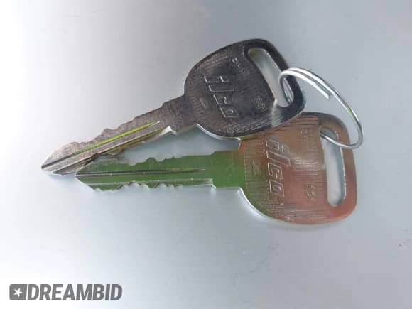 2000 Chevrolet Silverado 2500 LS с VIN 1GCGK29UXYE142512, выставлен на аукционе IAAI как лот 42679849 с пробегом 73 394 миль миль и . История ставок и продаж доступна на DreamBid. Изображение 11.