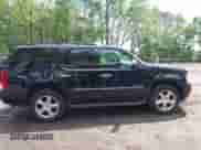 2014 Chevrolet Tahoe LTZ с VIN 1GNSKCE03ER155505, выставлен на аукционе IAAI как лот 42397154 с пробегом 253 071 миль миль и . История ставок и продаж доступна на DreamBid. Изображение 13.