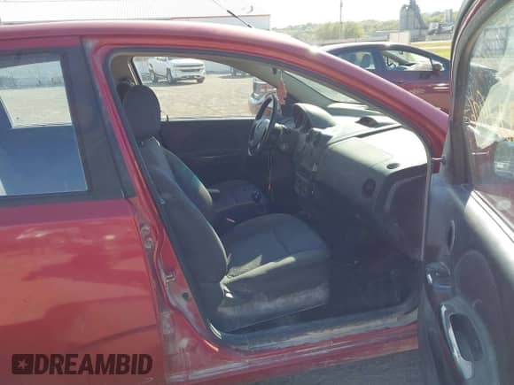 2007 Chevrolet Aveo LS с VIN KL1TD66637B732676, выставлен на аукционе IAAI как лот 43322906 с пробегом 161 705 миль миль и . История ставок и продаж доступна на DreamBid. Изображение 5.