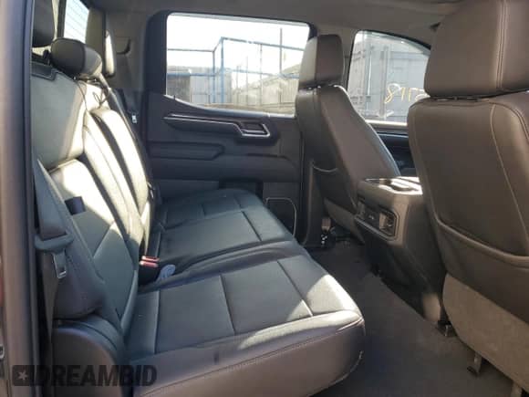 2022 Chevrolet Silverado 1500 RST z VIN 1GCUDEET4NZ577218, wystawiony jako Copart lot #42675324 z przebiegiem 25 718 mil mil oraz Szkoda całkowita • Salvage title. Historia ofert i sprzedaży dostępna na DreamBid. Obrazek 10.