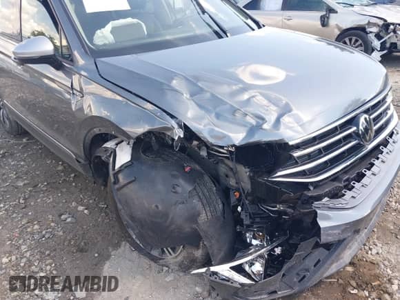 2024 Volkswagen Tiguan Wolfsburg Edition с VIN 3VVAB7AX7RM216006, выставлен на аукционе IAAI как лот 43137852 с пробегом Не указан миль и . История ставок и продаж доступна на DreamBid. Изображение 6.