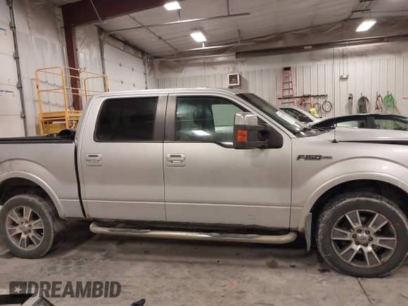 2014 Ford F-150 XLT с VIN 1FTFW1E64EFA57057, выставлен на аукционе IAAI как лот 41433598 с пробегом 215 515 миль миль и . История ставок и продаж доступна на DreamBid. Изображение 13.