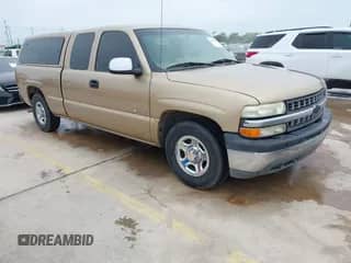 2000 Chevrolet Silverado 1500 LS with VIN 2GCEC19V2Y1146286, listed as a IAAI auction lot 42396046 with 269,212 mi miles and . Bid and sale history available at DreamBid. Image 1.