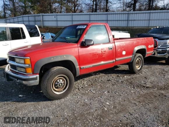 1997 Chevrolet Silverado 2500 с VIN 1GCGK24R8VZ128485, выставлен на аукционе Copart как лот 82418794 с пробегом 150 907 миль миль и Списание • Salvage title. История ставок и продаж доступна на DreamBid. Изображение 1.