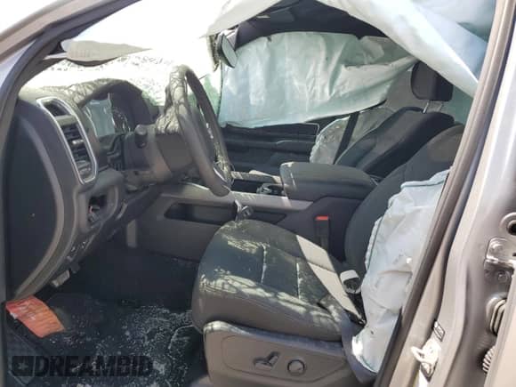 2025 Ram 1500 Big Horn z VIN 1C6RREFG7SN534219, wystawiony jako Copart lot #67092355 z przebiegiem 10 489 mil mil oraz Nie do naprawy • Non repairable. Historia ofert i sprzedaży dostępna na DreamBid. Obrazek 7.