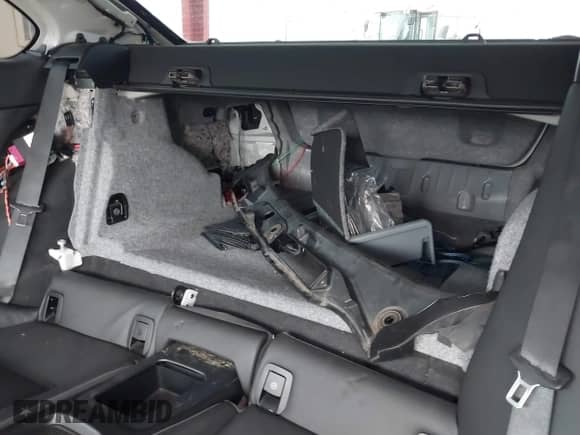 2007 BMW 3 Series 328i with VIN WBAWB33537PV74863, listed as a IAAI auction lot 40780605 with Not provided miles and . Bid and sale history available at DreamBid. Image 12.