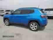 2018 Jeep Compass Latitude z VIN 3C4NJCBB9JT376848, wystawiony jako Copart lot #67680135 z przebiegiem 70 571 mil mil oraz Szkoda całkowita • Salvage title. Historia ofert i sprzedaży dostępna na DreamBid. Obrazek 2.