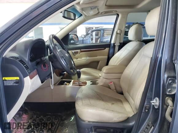 2008 Hyundai Santa Fe SE with VIN 5NMSH73E28H227963, listed as a Copart auction lot 81322345 with 221,268 mi miles and Salvage title. Bid and sale history available at DreamBid. Image 7.