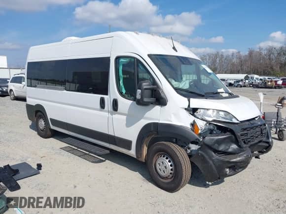 2024 Ram ProMaster Cargo Tradesman с VIN 3C6LRVDG0RE113904, выставлен на аукционе IAAI как лот 41465197 с пробегом 4 123 миль миль и . История ставок и продаж доступна на DreamBid. Изображение 1.