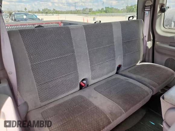 2001 Ford F-150 XL с VIN 1FTZX07241KC10908, выставлен на аукционе Copart как лот 80741335 с пробегом 227 996 миль миль и Чистый • Clean title. История ставок и продаж доступна на DreamBid. Изображение 10.