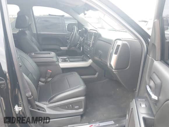 2017 Chevrolet Silverado 1500 LTZ z VIN 3GCUKSEJ0HG471081, wystawiony jako IAAI lot #41126259 z przebiegiem 40 551 mil mil oraz . Historia ofert i sprzedaży dostępna na DreamBid. Obrazek 5.