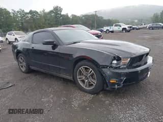 2012 Ford Mustang Premium with VIN 1ZVBP8AM7C5261635, listed as a IAAI auction lot 42981208 with 123,330 mi miles and . Bid and sale history available at DreamBid. Image 1.