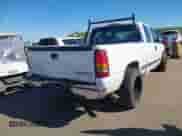 2000 Chevrolet Silverado 1500 LS с VIN 1GCEC19V5YZ147648, выставлен на аукционе IAAI как лот 41671275 с пробегом Не указан миль и . История ставок и продаж доступна на DreamBid. Изображение 4.