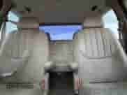 1998 Dodge Caravan LE z VIN 1B4GP54L7WB575217, wystawiony jako Copart lot #56953575 z przebiegiem 190 564 mil mil oraz Szkoda całkowita • Salvage title. Historia ofert i sprzedaży dostępna na DreamBid. Obrazek 10.