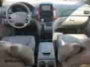 2010 Toyota Sienna XLE с VIN 5TDYK4CC2AS312328, выставлен на аукционе Copart как лот 71203025 с пробегом 182 360 миль миль и Списание • Salvage title. История ставок и продаж доступна на DreamBid. Изображение 8.