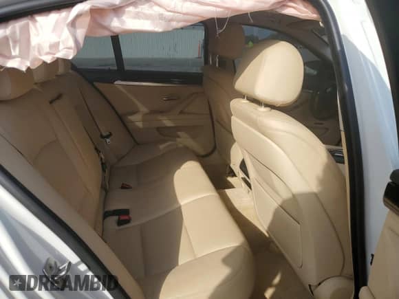 2014 BMW 5 Series 535i z VIN WBA5B1C58ED480122, wystawiony jako Copart lot #69944575 z przebiegiem 83 583 mil mil oraz Szkoda całkowita • Salvage title. Historia ofert i sprzedaży dostępna na DreamBid. Obrazek 10.