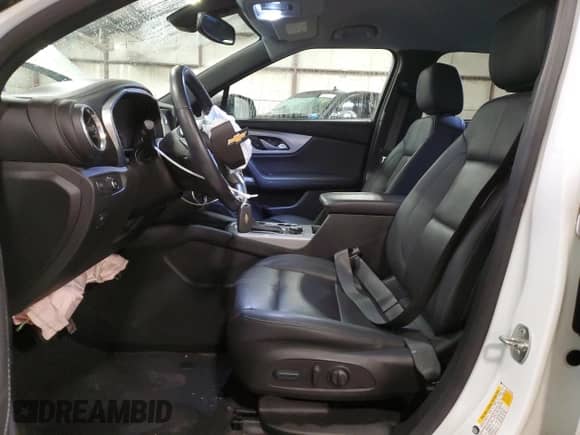 2022 Chevrolet Blazer LT с VIN 3GNKBJRS7NS145282, выставлен на аукционе Copart как лот 43135975 с пробегом 28 368 миль миль и Списание • Salvage title. История ставок и продаж доступна на DreamBid. Изображение 7.