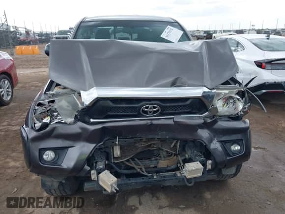 2015 Toyota Tacoma PreRunner with VIN 5TFJU4GN5FX083541, listed as a IAAI auction lot 43379152 with 97,547 mi miles and . Bid and sale history available at DreamBid. Image 13.