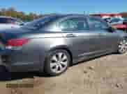 2010 Honda Accord EX-L с VIN 1HGCP2F85AA114901, выставлен на аукционе IAAI как лот 43526982 с пробегом 239 706 миль миль и . История ставок и продаж доступна на DreamBid. Изображение 13.