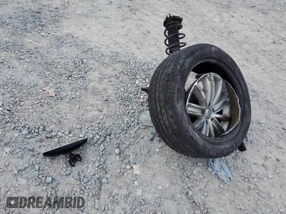 2016 Volkswagen Tiguan S с VIN WVGAV7AX0GW563918, выставлен на аукционе Copart как лот 84593075 с пробегом 58 265 миль миль и Списание • Salvage title. История ставок и продаж доступна на DreamBid. Изображение 13.