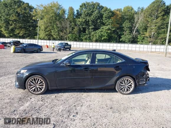 2015 Lexus IS 250 с VIN JTHBF1D24F5072581, выставлен на аукционе IAAI как лот 43201962 с пробегом 52 553 миль миль и . История ставок и продаж доступна на DreamBid. Изображение 15.