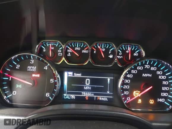 2018 Chevrolet Silverado 1500 LTZ z VIN 3GCUKSEC8JG592951, wystawiony jako IAAI lot #43465449 z przebiegiem 75 444 mil mil oraz . Historia ofert i sprzedaży dostępna na DreamBid. Obrazek 7.