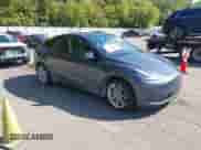 2020 Tesla Model Y Long Range with VIN 5YJYGDEE7LF016339, listed as a IAAI auction lot 43228890 with 38,227 mi miles and . Bid and sale history available at DreamBid. Image 1.