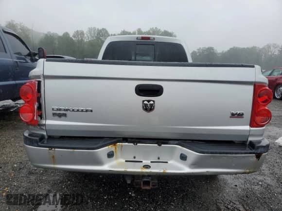 2005 Dodge Dakota with VIN 1D7HW52N25S155416, listed as a Copart auction lot 81235645 with 57,512 mi miles and Clean title. Bid and sale history available at DreamBid. Image 6.