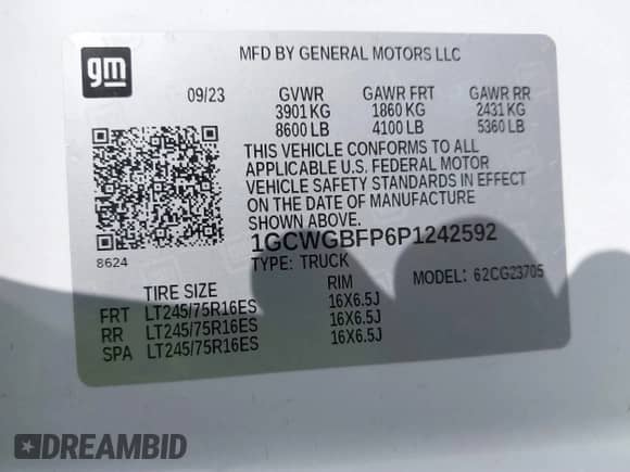 2023 Chevrolet Express Cargo z VIN 1GCWGBFP6P1242592, wystawiony jako IAAI lot #40702654 z przebiegiem 19 163 mil mil oraz . Historia ofert i sprzedaży dostępna na DreamBid. Obrazek 9.