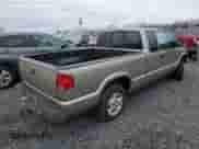 2003 Chevrolet S-10 LS с VIN 1GCDT19X738273702, выставлен на аукционе Copart как лот 53131475 с пробегом 77 843 миль миль и Чистый • Clean title. История ставок и продаж доступна на DreamBid. Изображение 3.