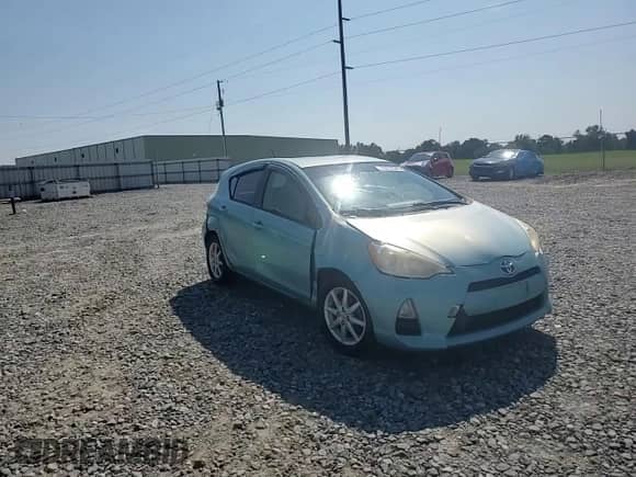 2012 Toyota Prius One с VIN JTDKDTB33C1023048, выставлен на аукционе Copart как лот 70272545 с пробегом 237 521 миль миль и Списание • Salvage title. История ставок и продаж доступна на DreamBid. Изображение 13.