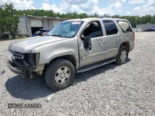 2008 Chevrolet Tahoe 2LT с VIN 1GNFK13098R260322, выставлен на аукционе Copart как лот 62146165 с пробегом 99 978 миль миль и Списание • Salvage title. История ставок и продаж доступна на DreamBid. Изображение 1.
