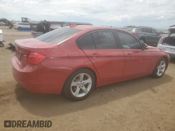 2013 BMW 3 Series 328i xDrive с VIN WBA3B5C51DF590608, выставлен на аукционе Copart как лот 66033125 с пробегом 123 045 миль миль и Чистый • Clean title. История ставок и продаж доступна на DreamBid. Изображение 3.