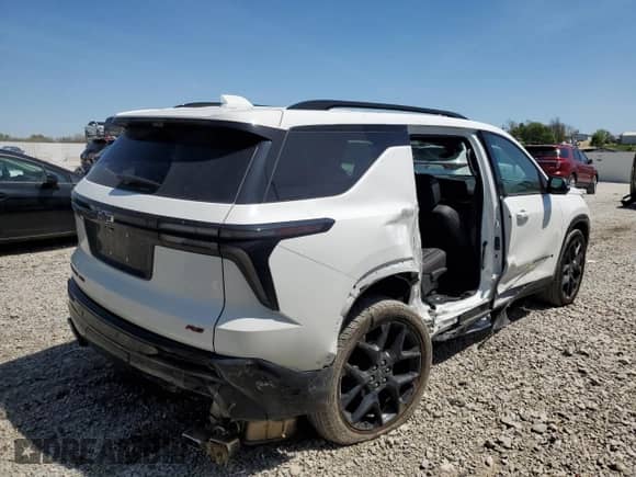 2024 Chevrolet Traverse AWD RS с VIN 1GNEVLKS3RJ176367, выставлен на аукционе Copart как лот 53612175 с пробегом 22 521 миль миль и На запчасти • Non repairable. История ставок и продаж доступна на DreamBid. Изображение 3.