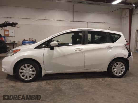 2016 Nissan Note S with VIN 3N1CE2CP9GL395346, listed as a IAAI auction lot 43030826 with 137,969 mi miles and . Bid and sale history available at DreamBid. Image 13.