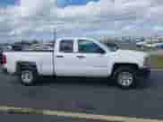 2019 Chevrolet Silverado 1500 Work Truck с VIN 2GCRCNEC0K1131175, выставлен на аукционе IAAI как лот 43482543 с пробегом 73 645 миль миль и . История ставок и продаж доступна на DreamBid. Изображение 13.