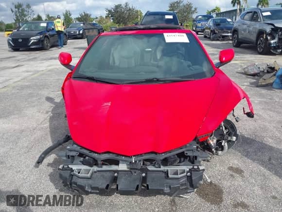 2023 Chevrolet Corvette 1LT z VIN 1G1YA2D46P5107701, wystawiony jako IAAI lot #43547480 z przebiegiem Nie podano mil oraz . Historia ofert i sprzedaży dostępna na DreamBid. Obrazek 13.