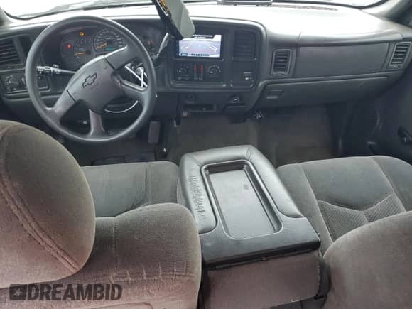 2004 Chevrolet Silverado 1500 with VIN 1GCEC19T74Z236694, listed as a Copart auction lot 81790965 with 243,787 mi miles and Salvage title. Bid and sale history available at DreamBid. Image 8.