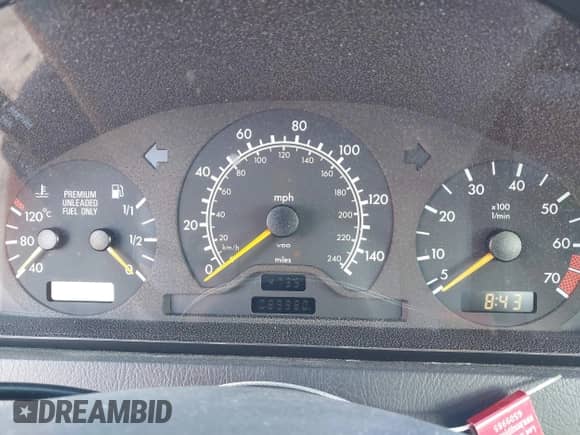 1996 Mercedes-Benz C с VIN WDBHA22E1TF357921, выставлен на аукционе IAAI как лот 41440228 с пробегом 89 980 миль миль и . История ставок и продаж доступна на DreamBid. Изображение 7.