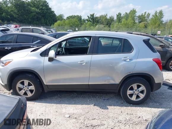 2017 Chevrolet Trax LS with VIN KL7CJNSB9HB245527, listed as a IAAI auction lot 42987715 with 54,322 mi miles and . Bid and sale history available at DreamBid. Image 14.