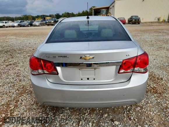 2014 Chevrolet Cruze 2LT с VIN 1G1PE5SB1E7387743, выставлен на аукционе Copart как лот 82086345 с пробегом 82 252 миль миль и Списание • Salvage title. История ставок и продаж доступна на DreamBid. Изображение 6.
