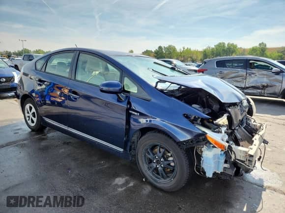 2012 Toyota Prius Three with VIN JTDKN3DU4C1503070, listed as a Copart auction lot 70491285 with 172,675 mi miles and Salvage title. Bid and sale history available at DreamBid. Image 4.