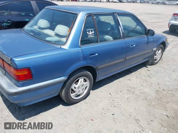 1991 Honda Civic z VIN 1HGED3656ML043956, wystawiony jako IAAI lot #42608632 z przebiegiem 163 524 mil mil oraz . Historia ofert i sprzedaży dostępna na DreamBid. Obrazek 4.