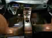 2013 Volvo S60 T6 R-Design Platinum с VIN YV1902FH1D2183347, выставлен на аукционе Copart как лот 84178744 с пробегом 64 473 миль миль и Списание • Salvage title. История ставок и продаж доступна на DreamBid. Изображение 8.