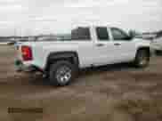 2018 GMC Sierra 1500 z VIN 1GTR1LEC1JZ345348, wystawiony jako Copart lot #70581515 z przebiegiem 139 184 mil mil oraz Szkoda całkowita • Salvage title. Historia ofert i sprzedaży dostępna na DreamBid. Obrazek 3.