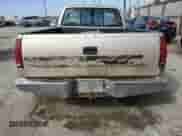 1989 GMC Sierra 1500 z VIN 1GTDC14K1KZ510561, wystawiony jako Copart lot #46184125 z przebiegiem 158 159 mil mil oraz Czysty tytuł • Clean title. Historia ofert i sprzedaży dostępna na DreamBid. Obrazek 6.
