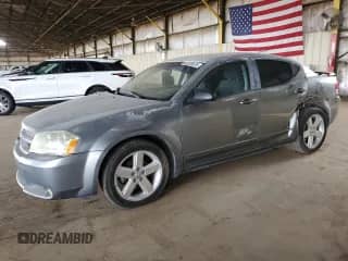2008 Dodge Avenger SXT z VIN 1B3LC56R88N579522, wystawiony jako Copart lot #82235525 z przebiegiem 180 710 mil mil oraz Szkoda całkowita • Salvage title. Historia ofert i sprzedaży dostępna na DreamBid. Obrazek 1.