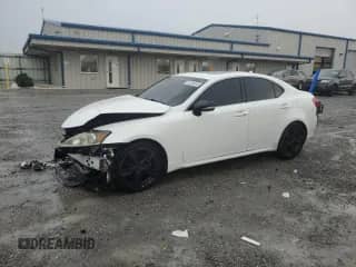 2011 Lexus IS 250 z VIN JTHBF5C28B5135443, wystawiony jako Copart lot #81334455 z przebiegiem 198 266 mil mil oraz Szkoda całkowita • Salvage title. Historia ofert i sprzedaży dostępna na DreamBid. Obrazek 1.