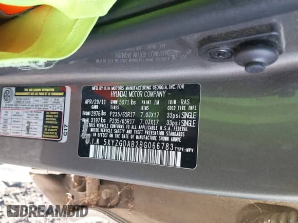 2011 Hyundai Santa Fe GLS with VIN 5XYZGDAB2BG066783, listed as a IAAI auction lot 43294091 with 225,223 mi miles and . Bid and sale history available at DreamBid. Image 9.