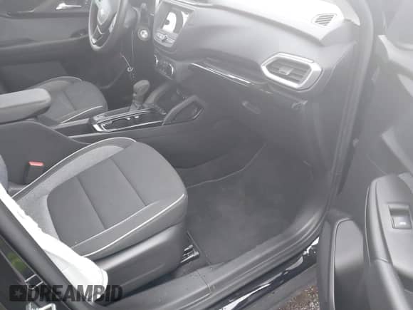 2023 Chevrolet TrailBlazer LS with VIN KL79MNSL7PB078027, listed as a IAAI auction lot 40920925 with 42,755 mi miles and . Bid and sale history available at DreamBid. Image 5.